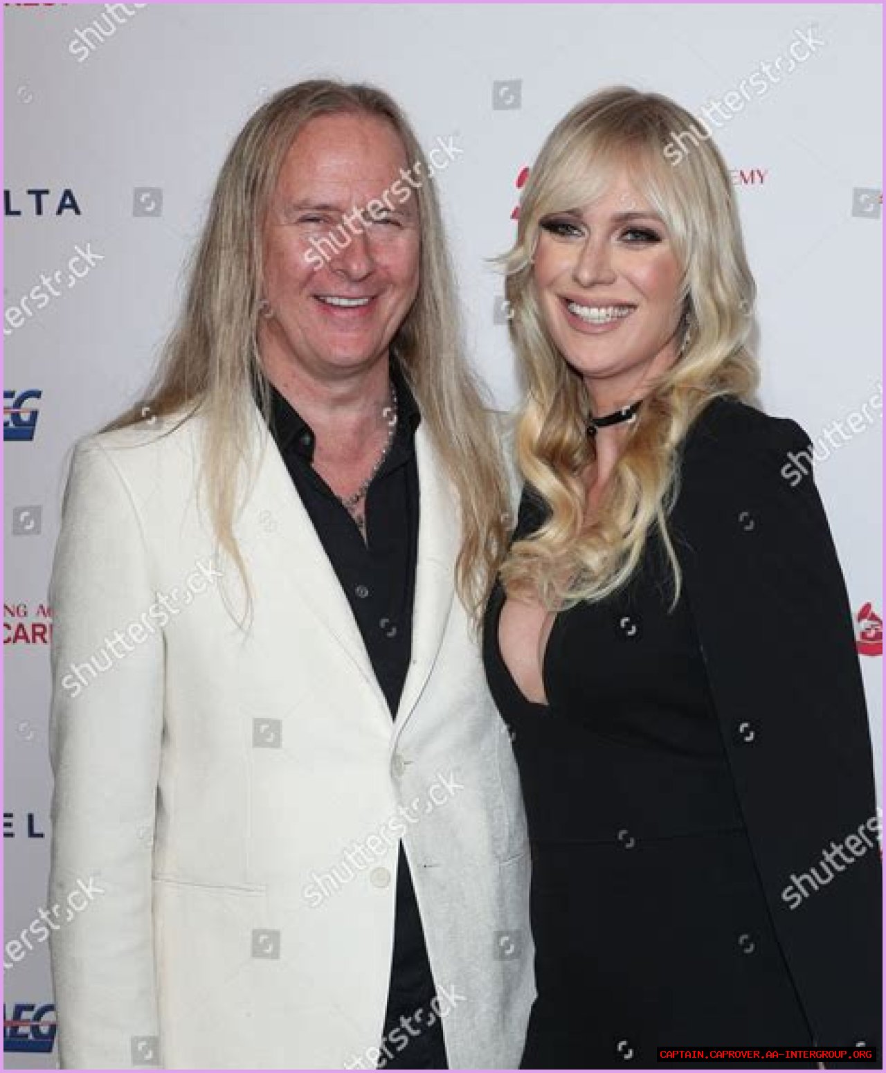 All About Jerry Cantrell's Wife: A Deep Dive Into Their Relationship