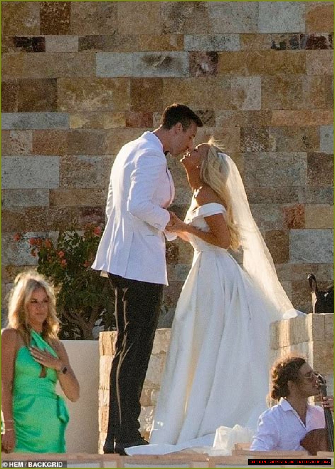Love In Full Court: The Ashley Brewer And Frank Kaminsky Wedding