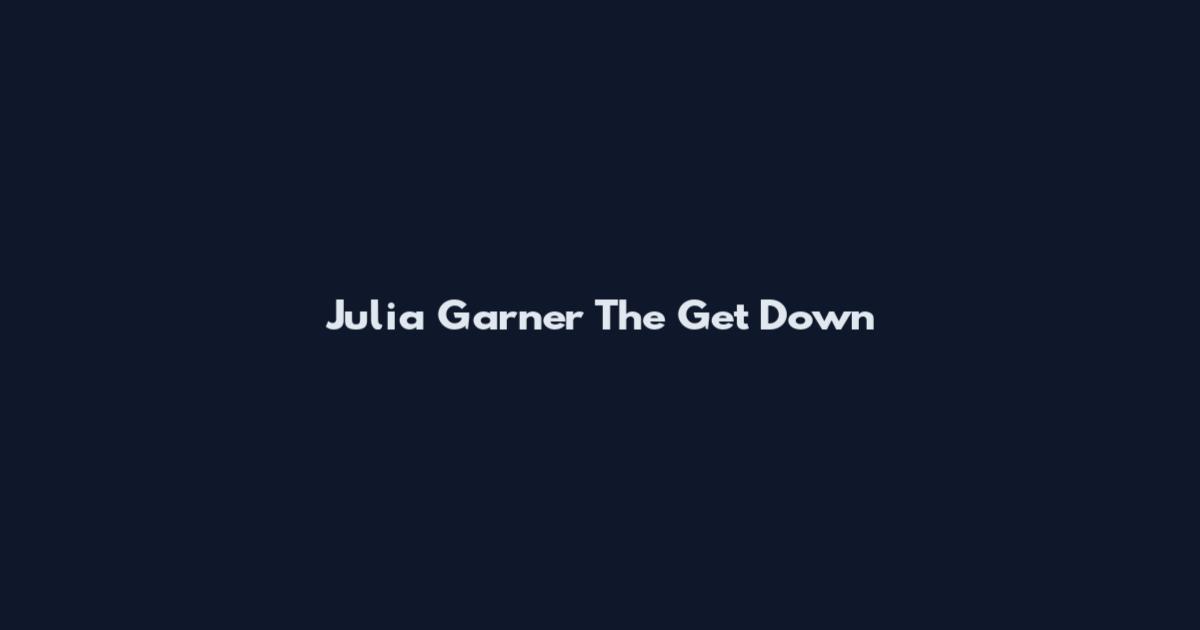 Julia Garner The Get Down